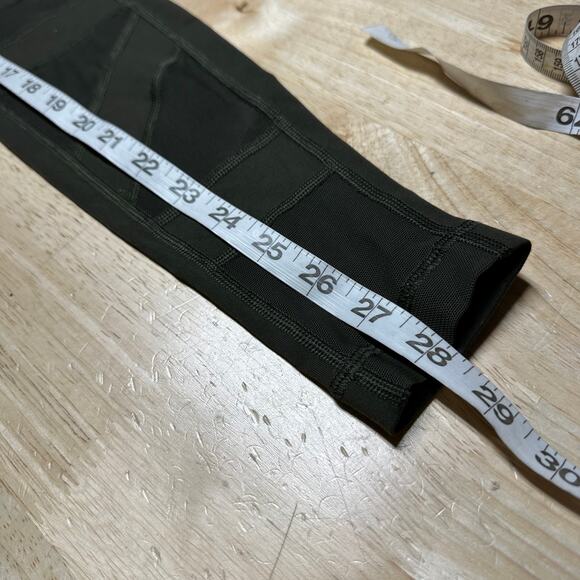 Lululemon Wunder Under Pant Tech Mesh 28" Dark Olive Women's Size 2 EUC - Picture 9 of 9